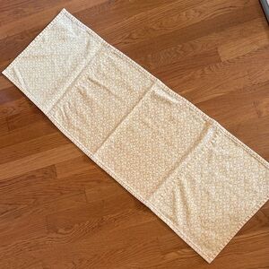 Lauhala / pandanus print Table Runner